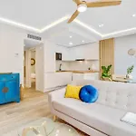 Casa Cantillo - La Roca * Торремолинос